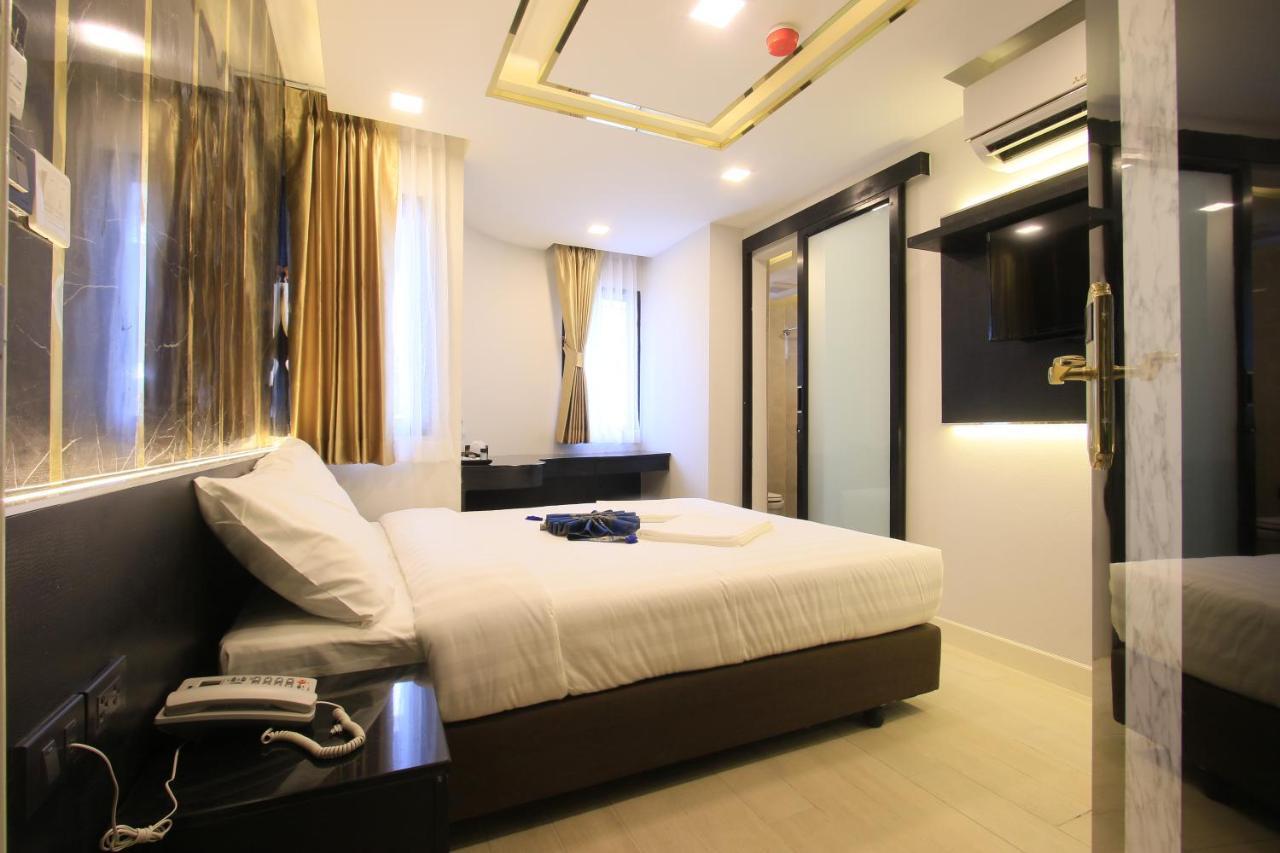Pratunam Atrium Hotel Бангкок Екстер'єр фото