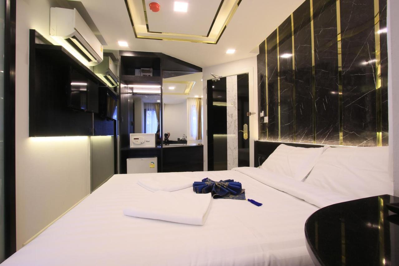 Pratunam Atrium Hotel Бангкок Екстер'єр фото