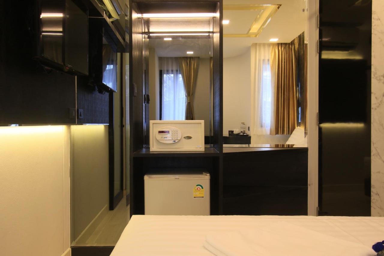 Pratunam Atrium Hotel Бангкок Екстер'єр фото
