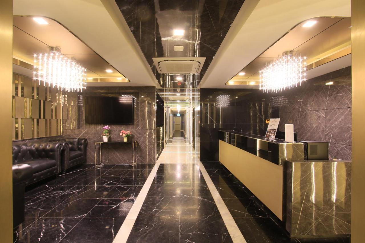 Pratunam Atrium Hotel Бангкок Екстер'єр фото