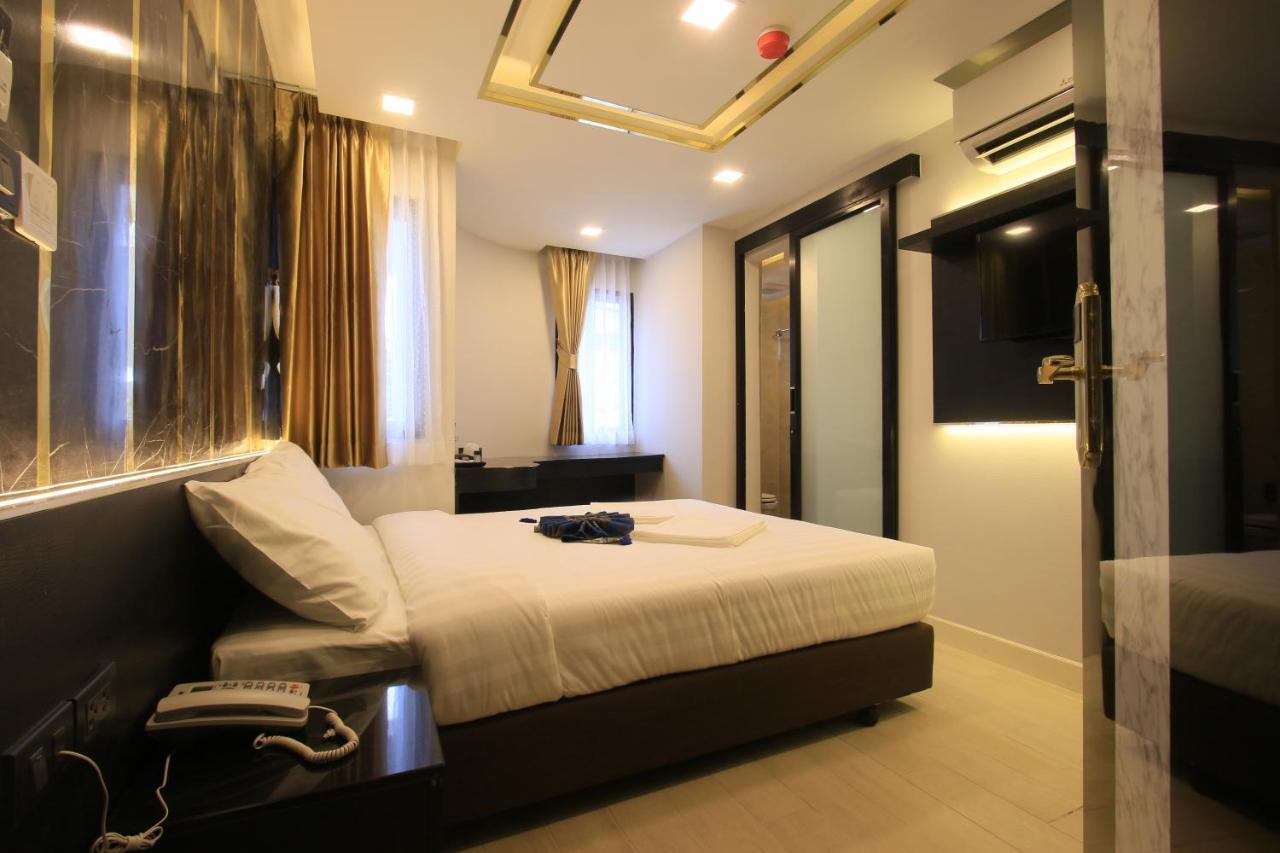 Pratunam Atrium Hotel Бангкок Екстер'єр фото